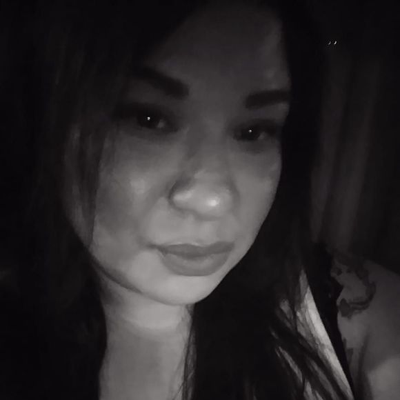 Meet your Posher, Leah - Picture 1 of 1